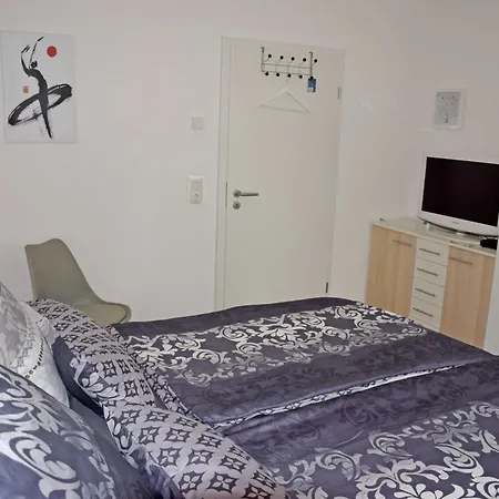 Falkenhagen Mit Garten Pachthof